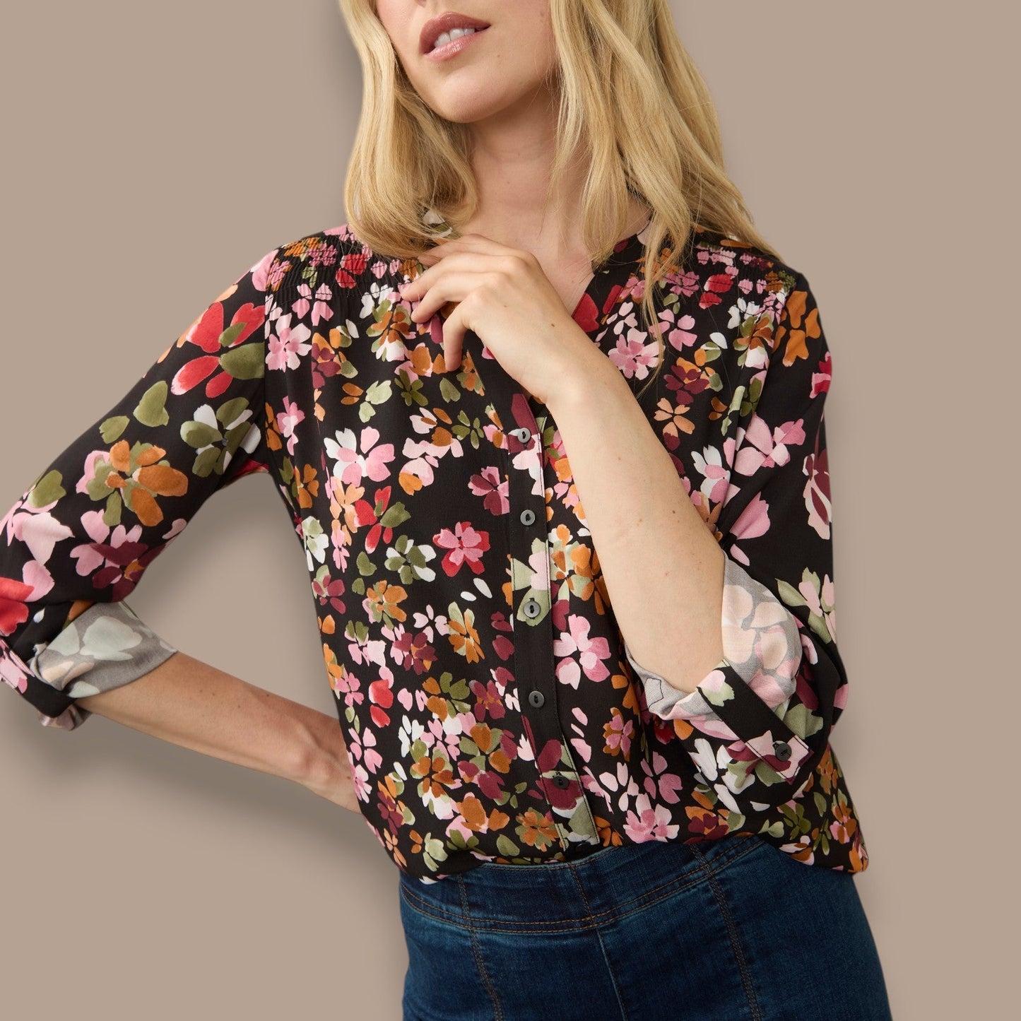 FDJ - Floral Print Roll-Tab Sleeve Blouse