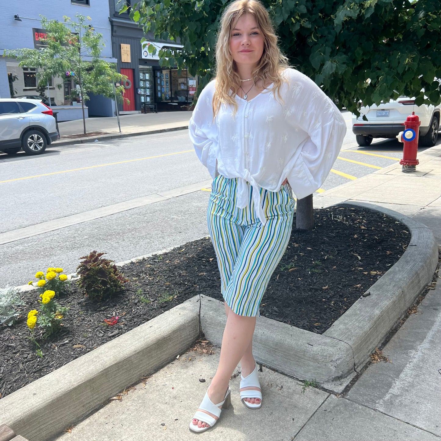 Deannafokes - Striped Knee Length Capris