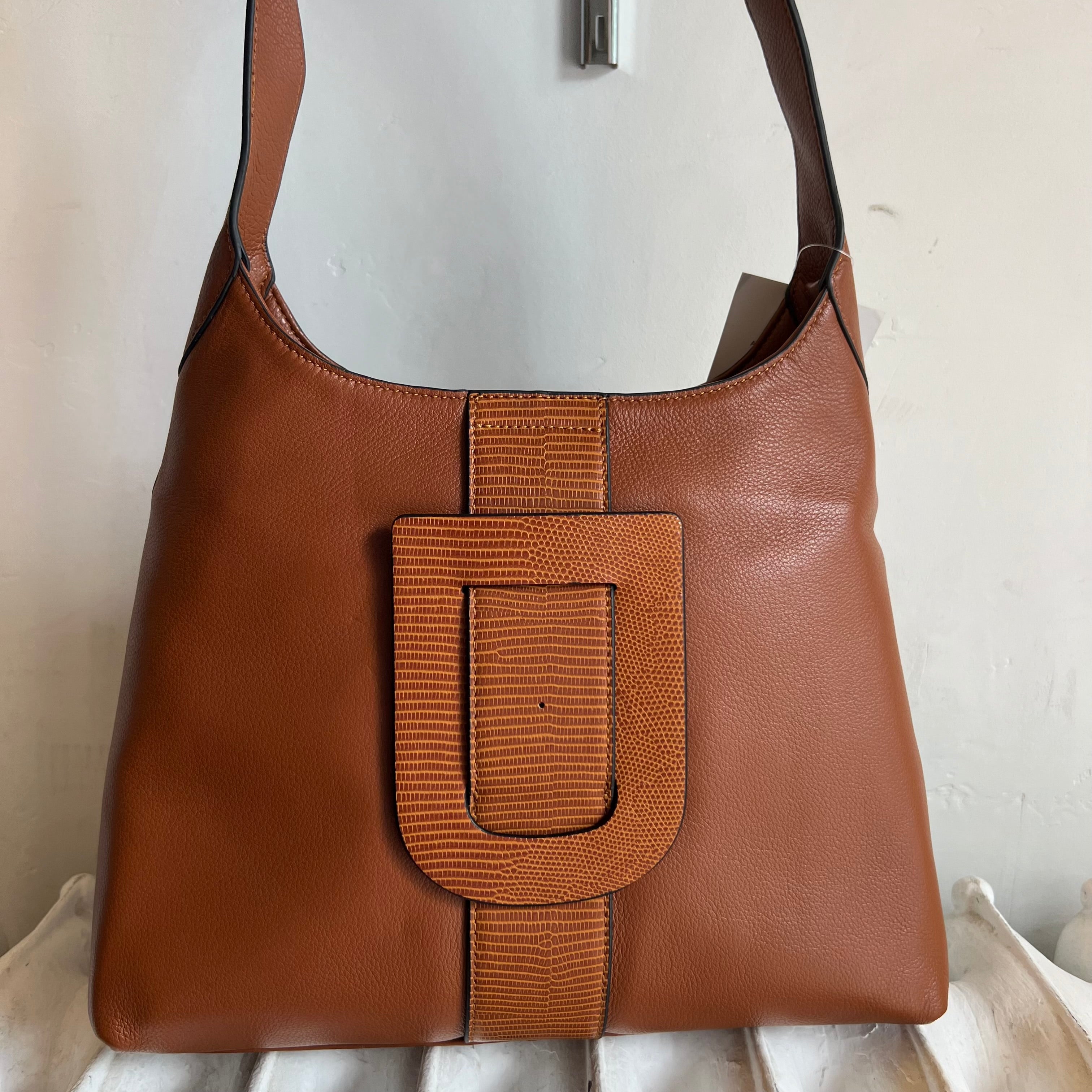 INZI Leather Shoulder Bag with Buckle Detail A Brown