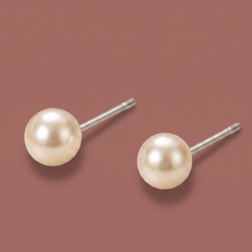 Audrey's - Classic Pearl Stud Earrings