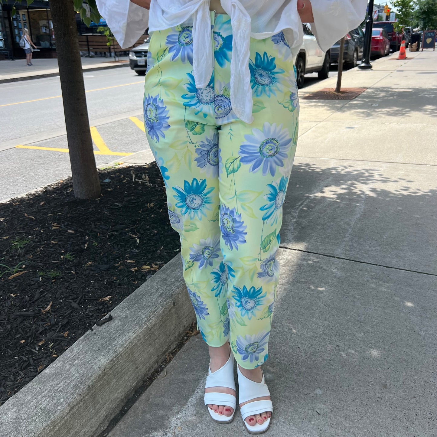 Deannafokes - Floral Capris