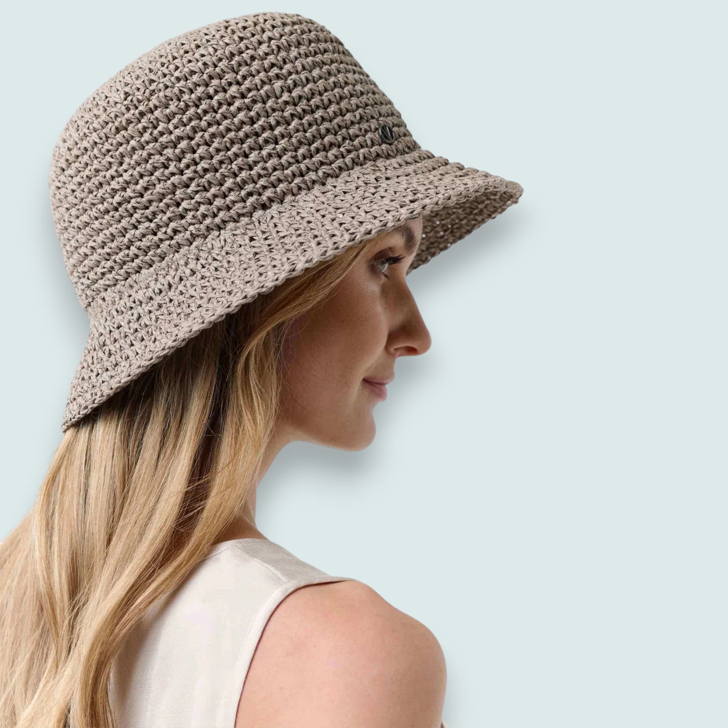 Loevenich - Crocheted Bell Hat