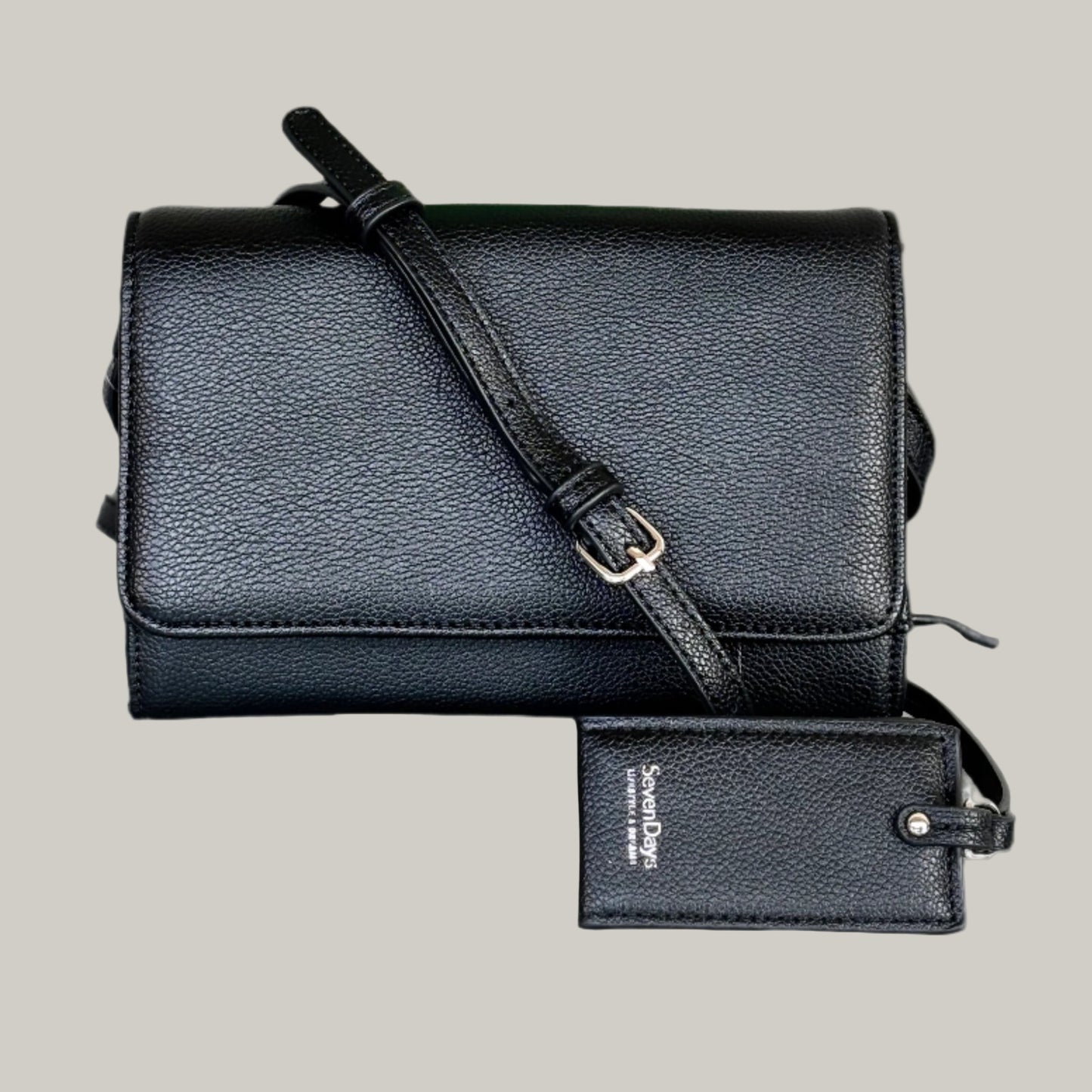 La Diva - Magnetic Closure Purse