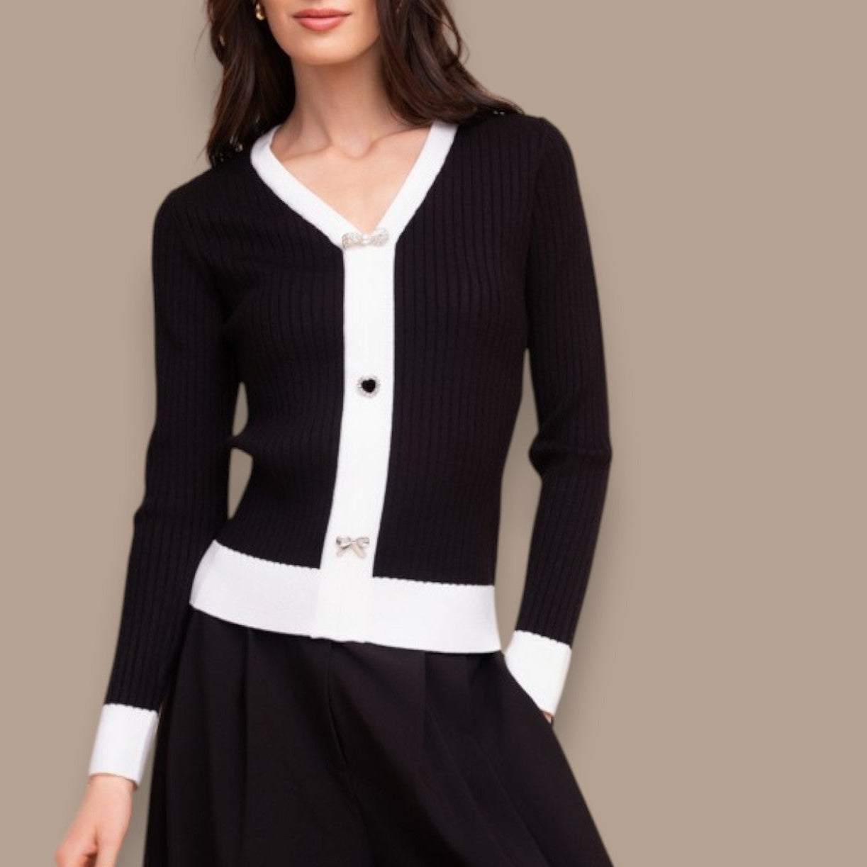 Alison Sheri - Contrast Trim Rib Knit Pullover Sweater
