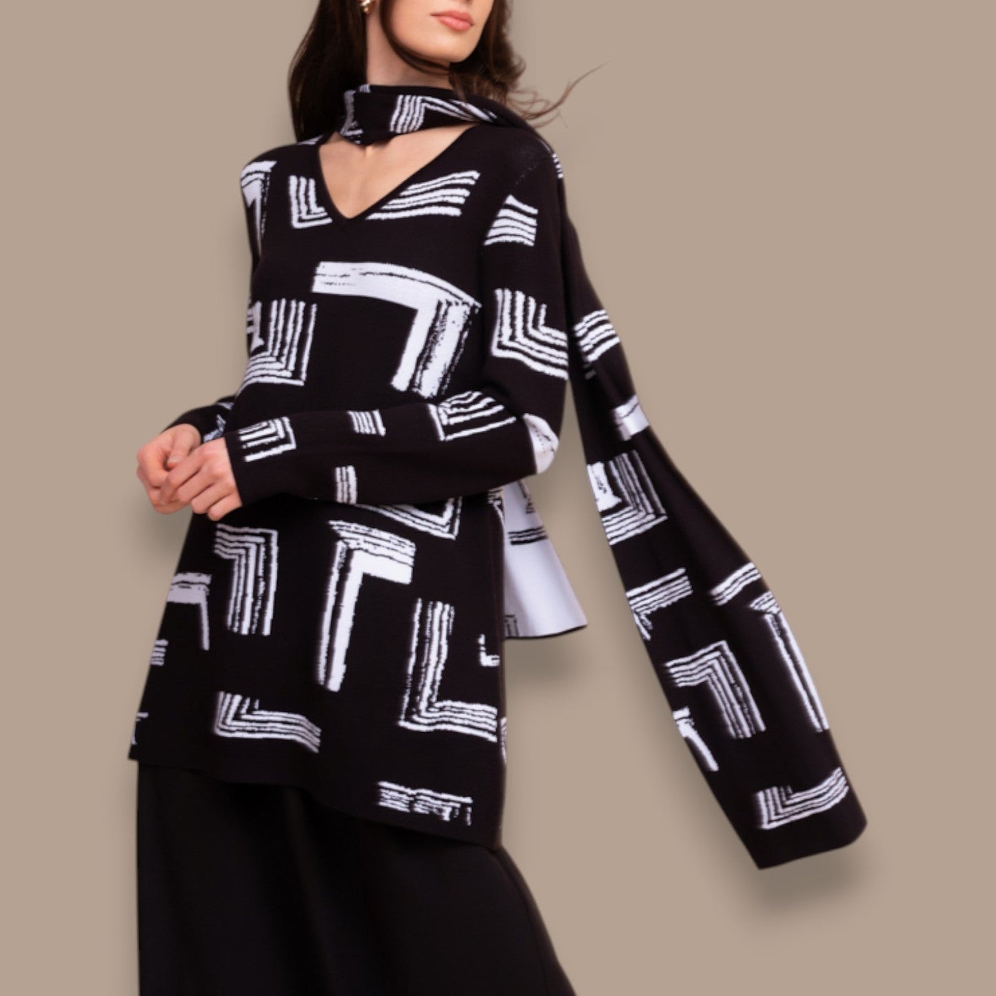 Alison Sheri - V-Neck Knit Tunic With Detachable Scarf