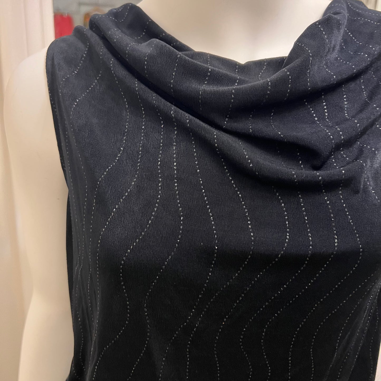 Deannafokes - Sleeveless Cowl Neck Top