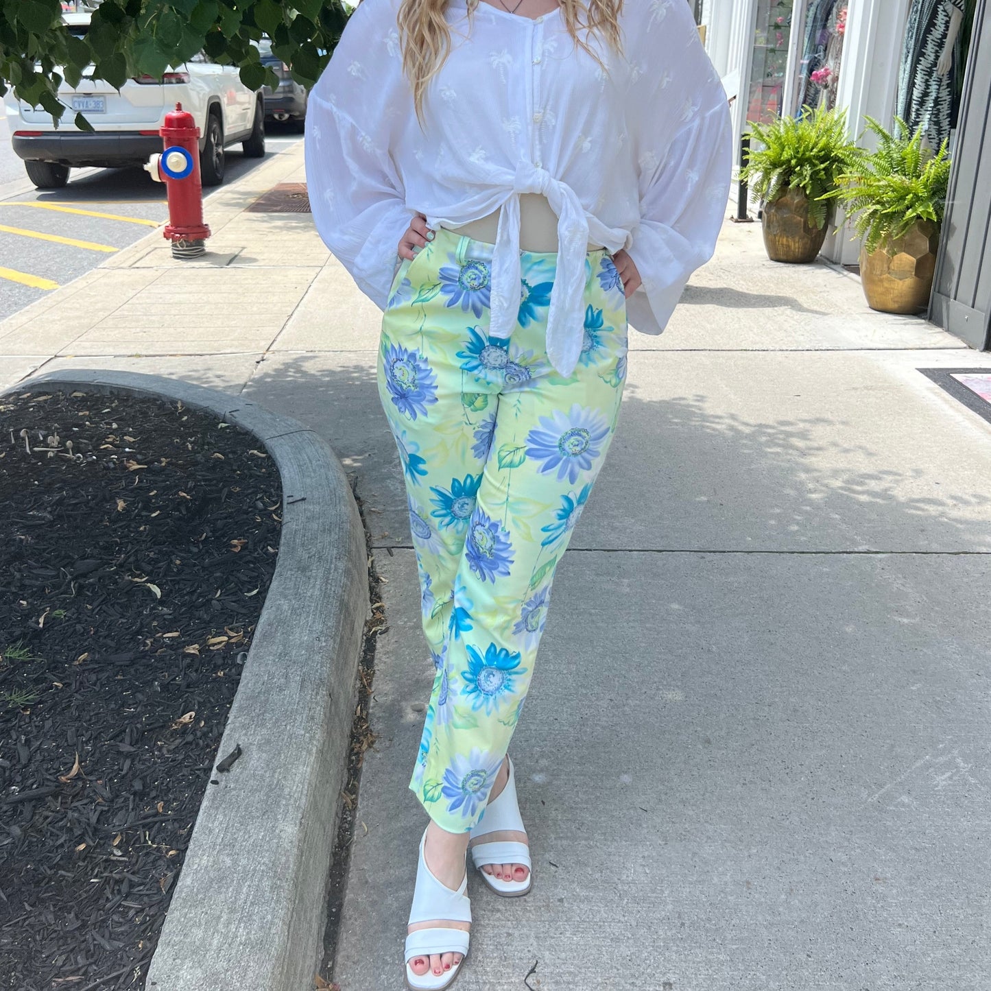 Deannafokes - Floral Capris