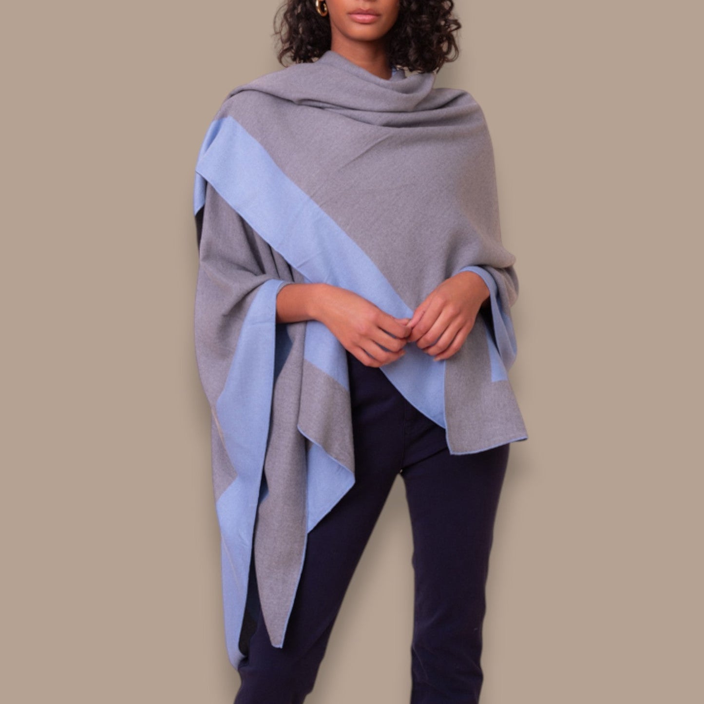 Alison Sheri - Reversible Contrast Trim Shawl