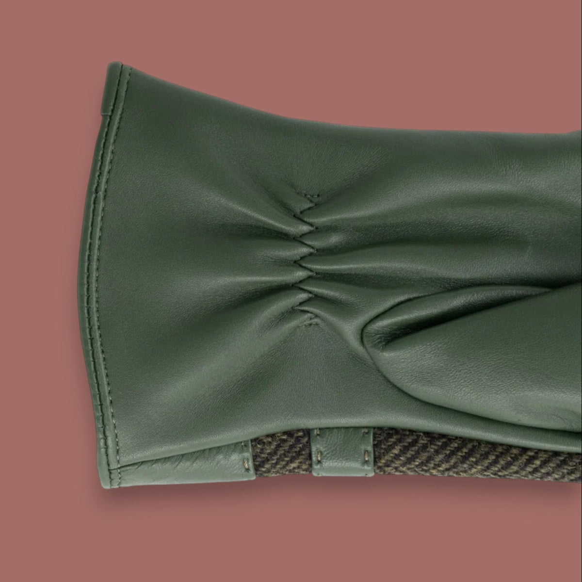 Brume - Waterloo Herringbone & Leather Gloves