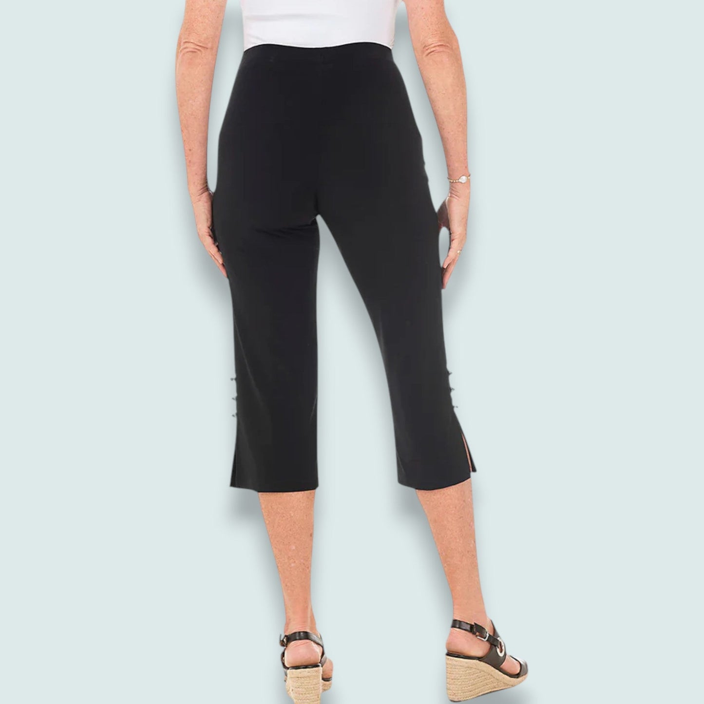 Bali- Capris With Button Detail