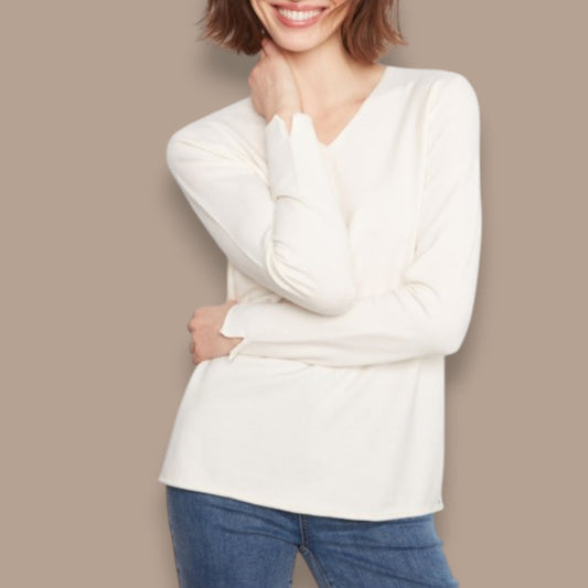 Charlie B - Long Sleeve V-Neck Knit Top
