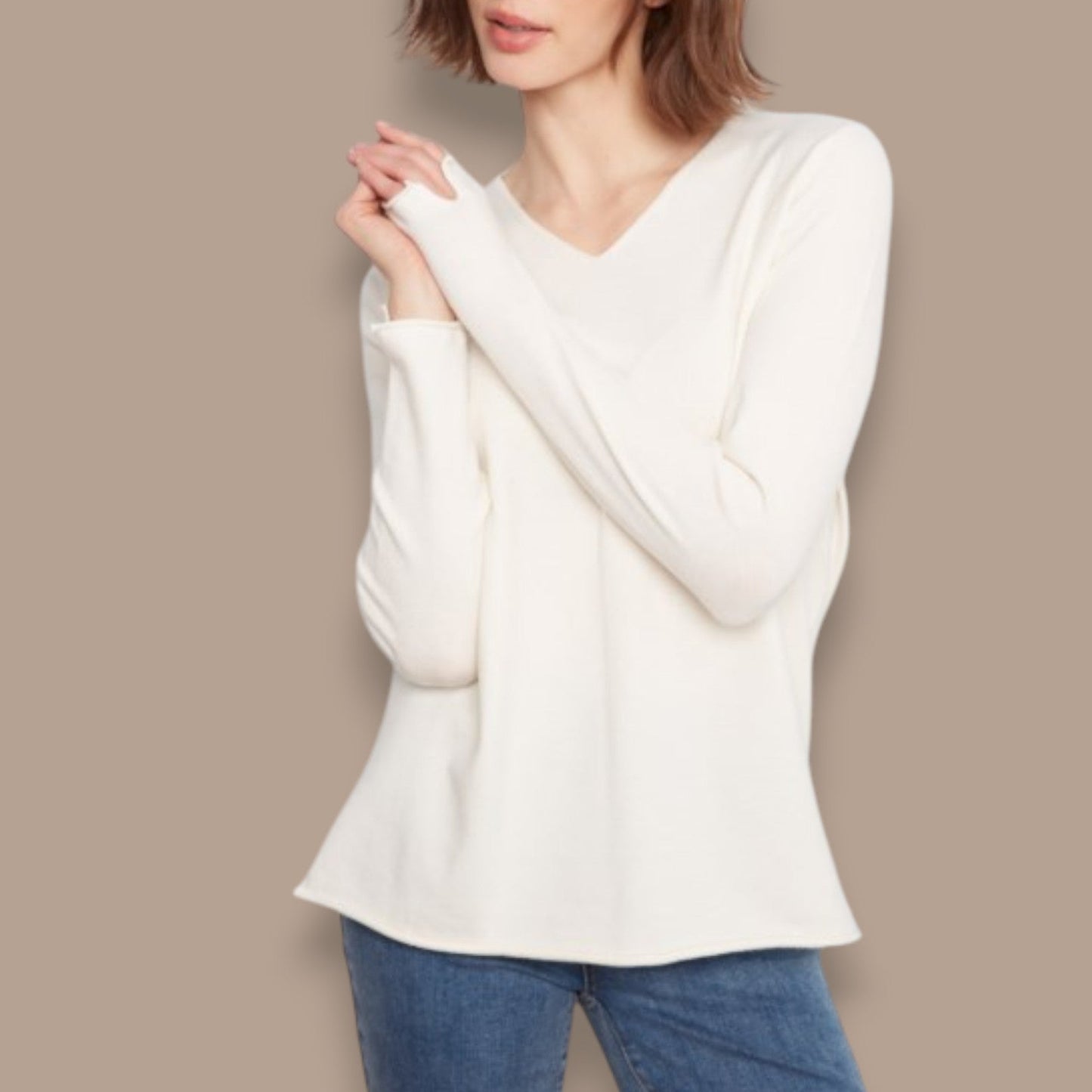 Charlie B - Long Sleeve V-Neck Knit Top