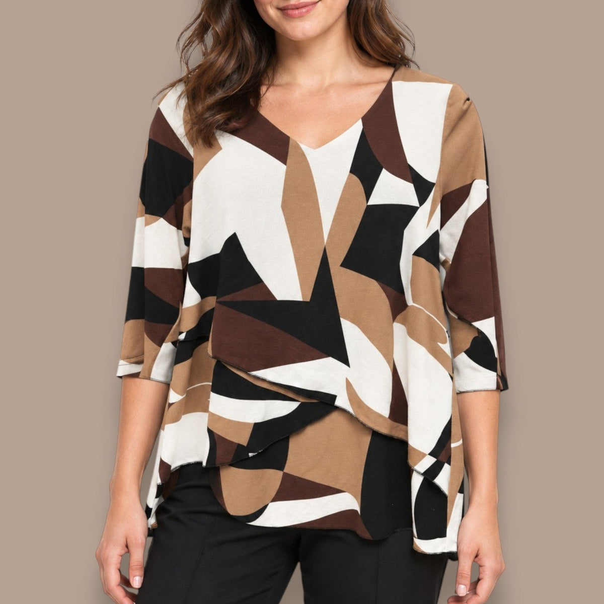 Lasania - Abstract Print Layered Hem Top