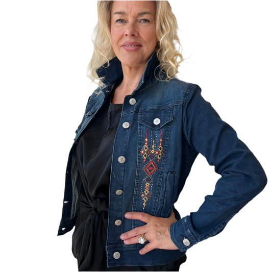 Carreli - Jean Jacket With Embroidery Design