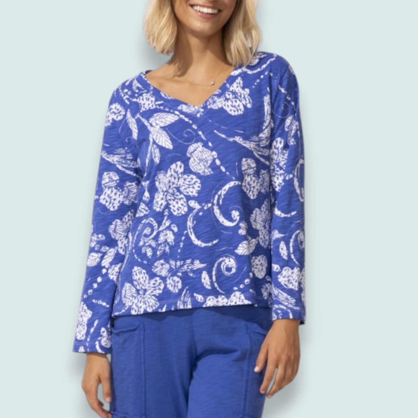 Escape - Bloom V-Neck Top