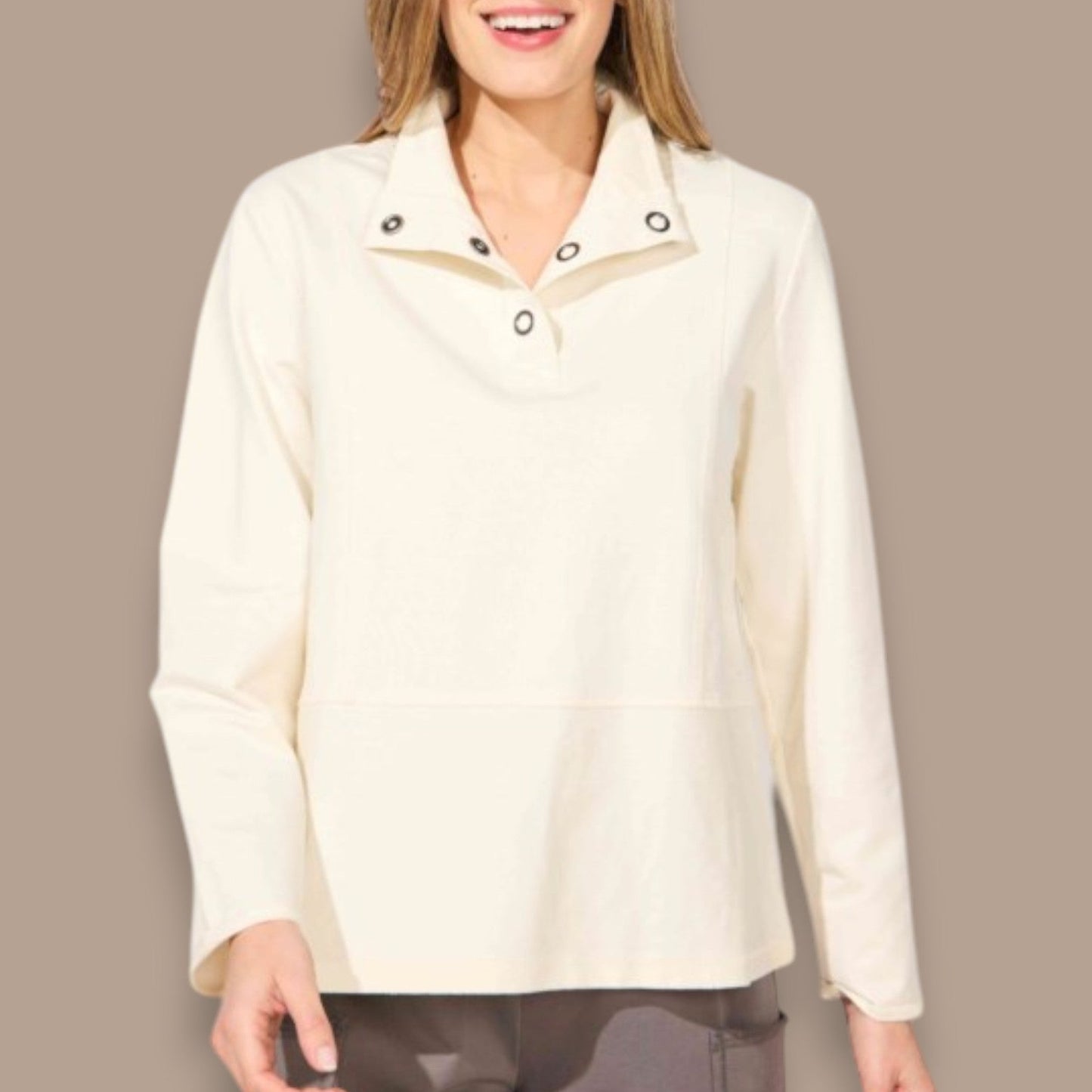 Escape - Snap Collar Pullover