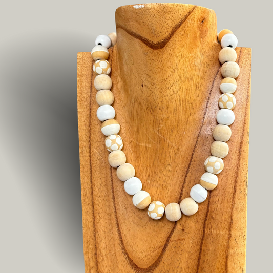 Suzie Blue - Short Beaded Necklace