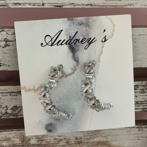 Audreys - Dangling Bling Earrings