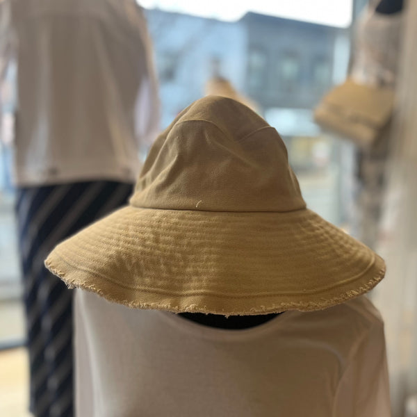 Kooringal - Wide Brim Floppy Hat