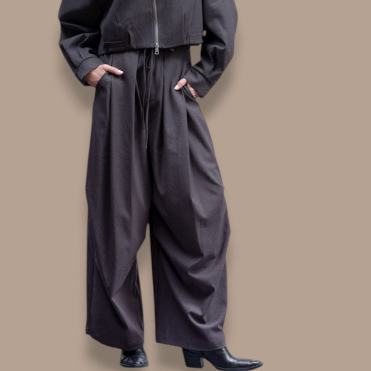Haako - Pleated Wide Leg Tie Waist Pants
