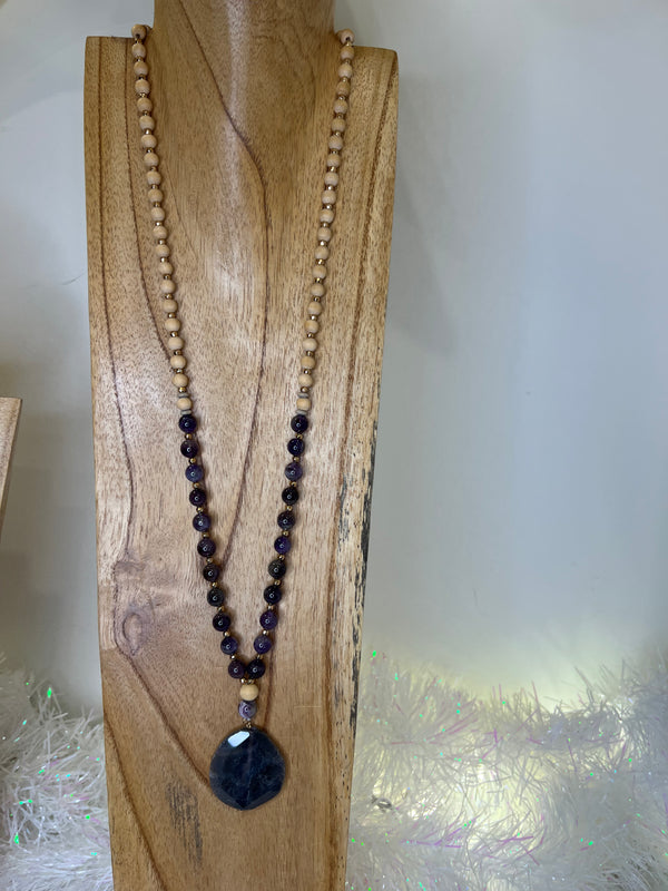 Merx - Wooden and Beaded Necklace