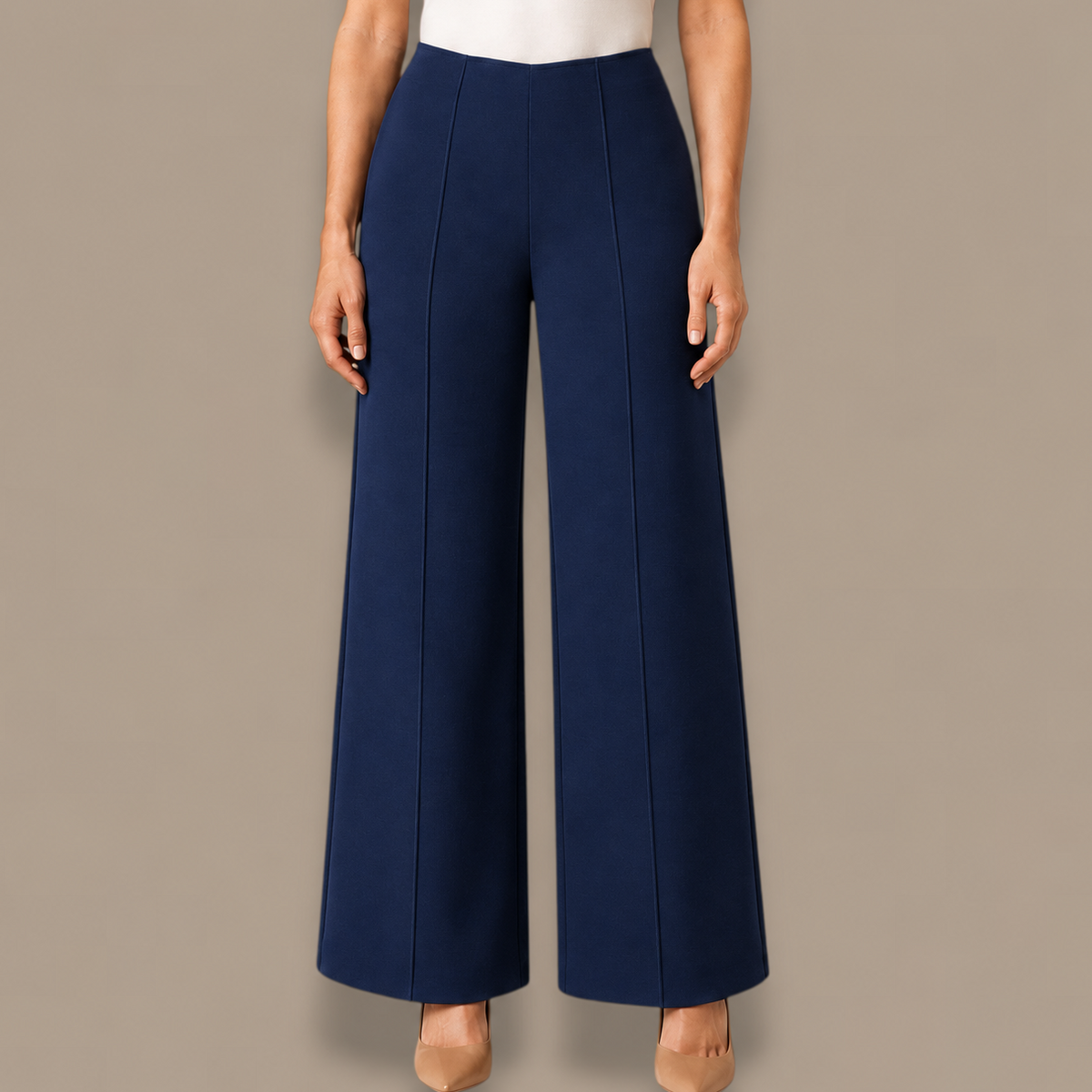 Lasania - Front Seam Pull-On Dress Pant (Petite)