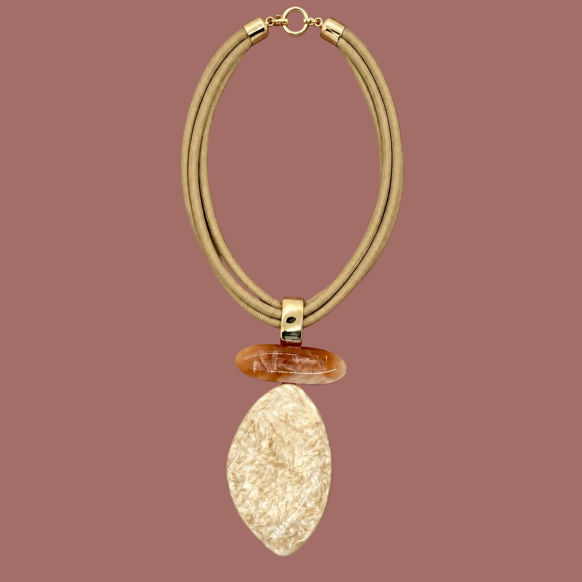 Audrey's - Resin Rope Necklace