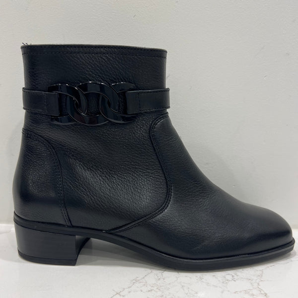 Ara - Ankle Boots With Buckle
