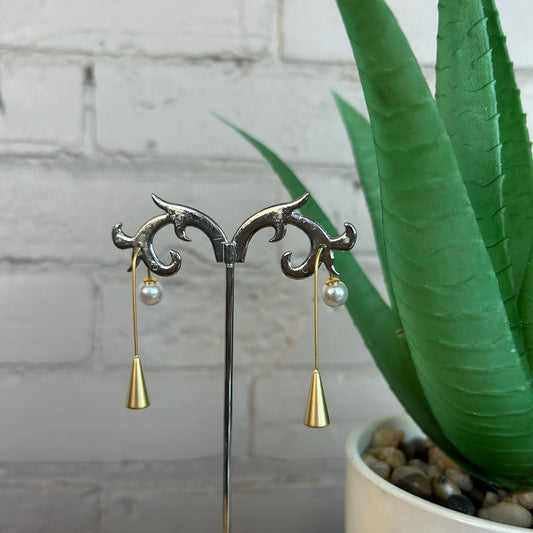 Jacqueline Kent - Simple Cone Earrings