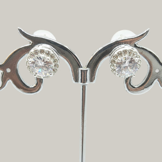 EL-KA - Classic Halo Stud Earrings