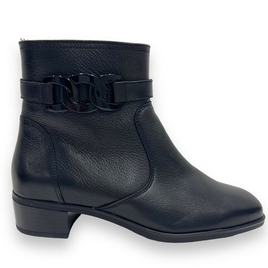 Ara - Ankle Boots With Buckle