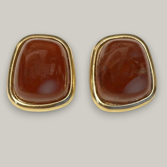 Audrey's - Cocoa Gleam Studs