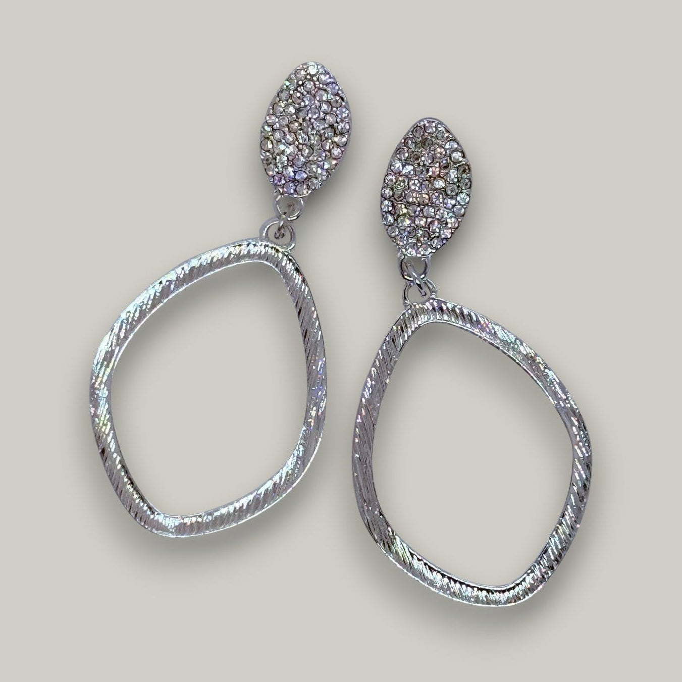 EL-KA - Shimmer Loop Earrings