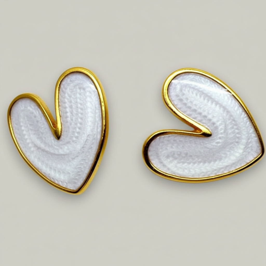 Audrey's - Asymmetry Heartbeat Studs