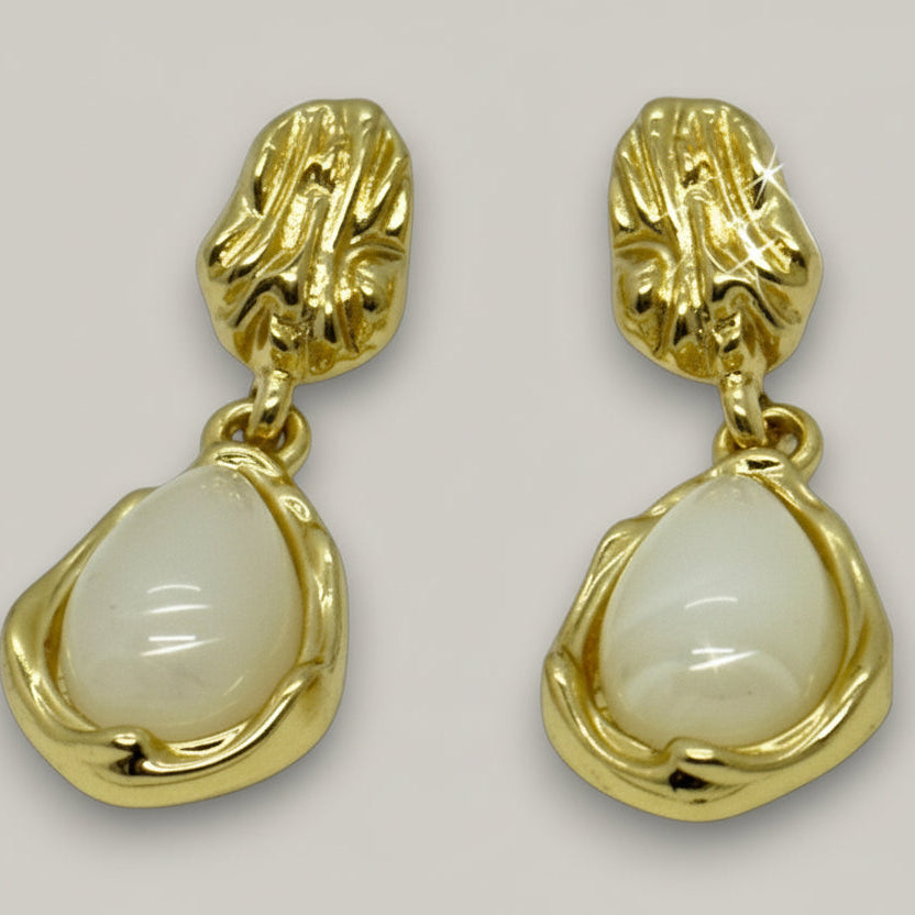 Audrey's - Drop Stud Earrings