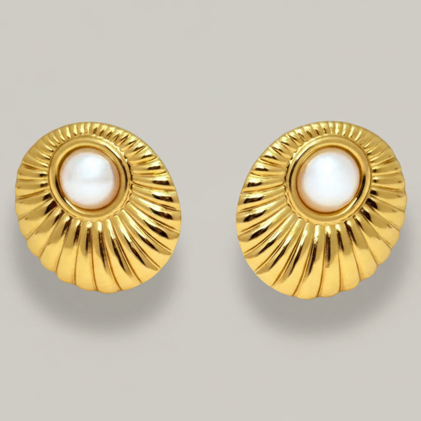 Audrey's - Pearl Soleil Studs