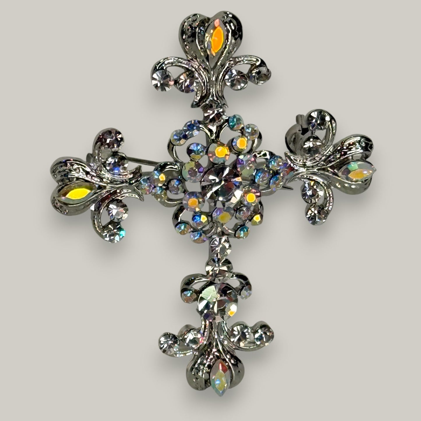 Evershine - Fleur Cross Brooch