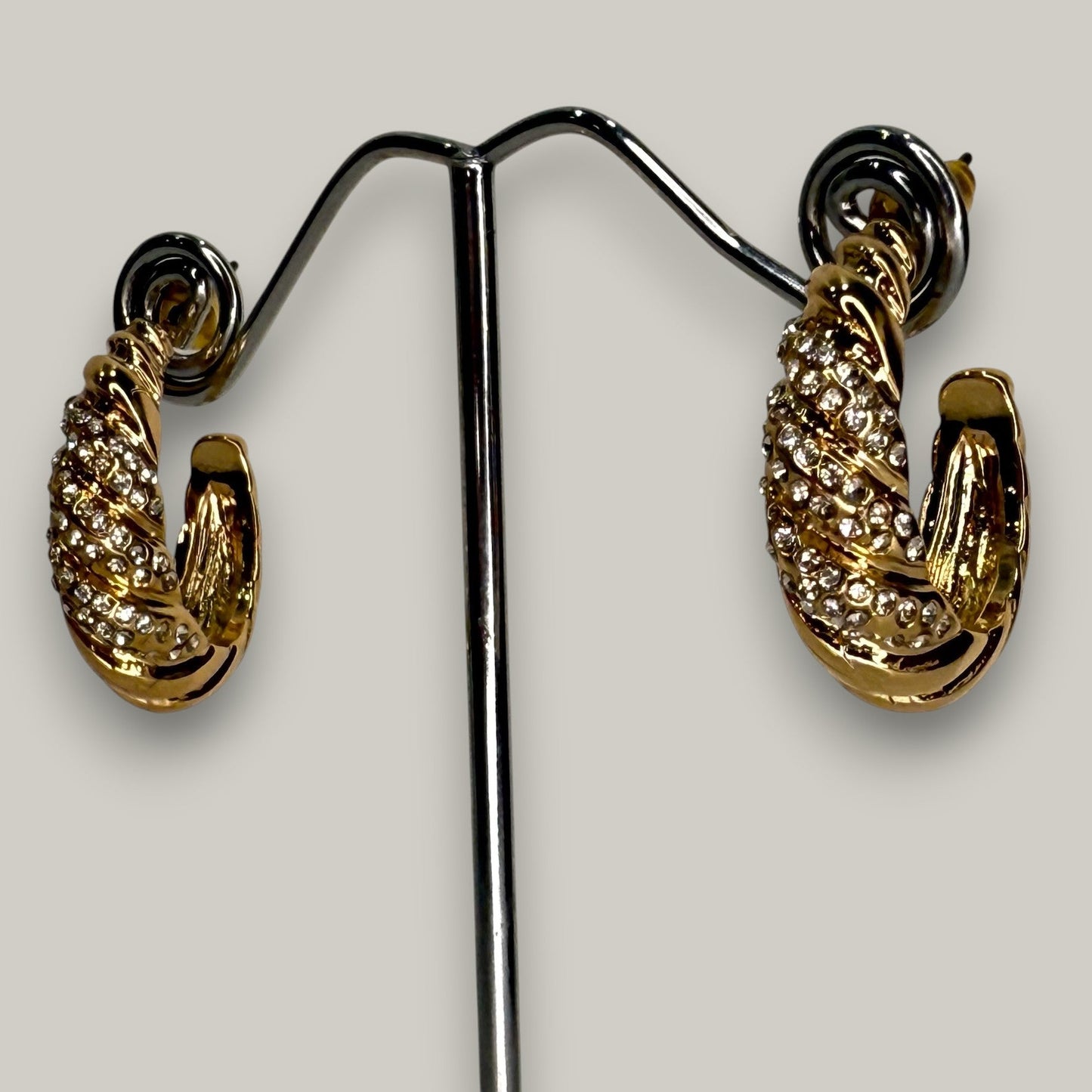 EL-KA - Crystal Twist Hoop Earrings