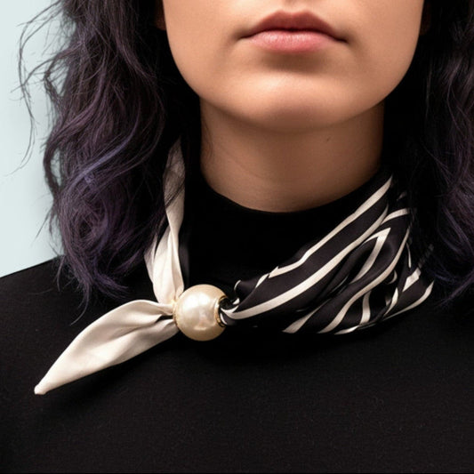 Red Coral - Noir Whisper Pearl Magnetic Neck Scarf