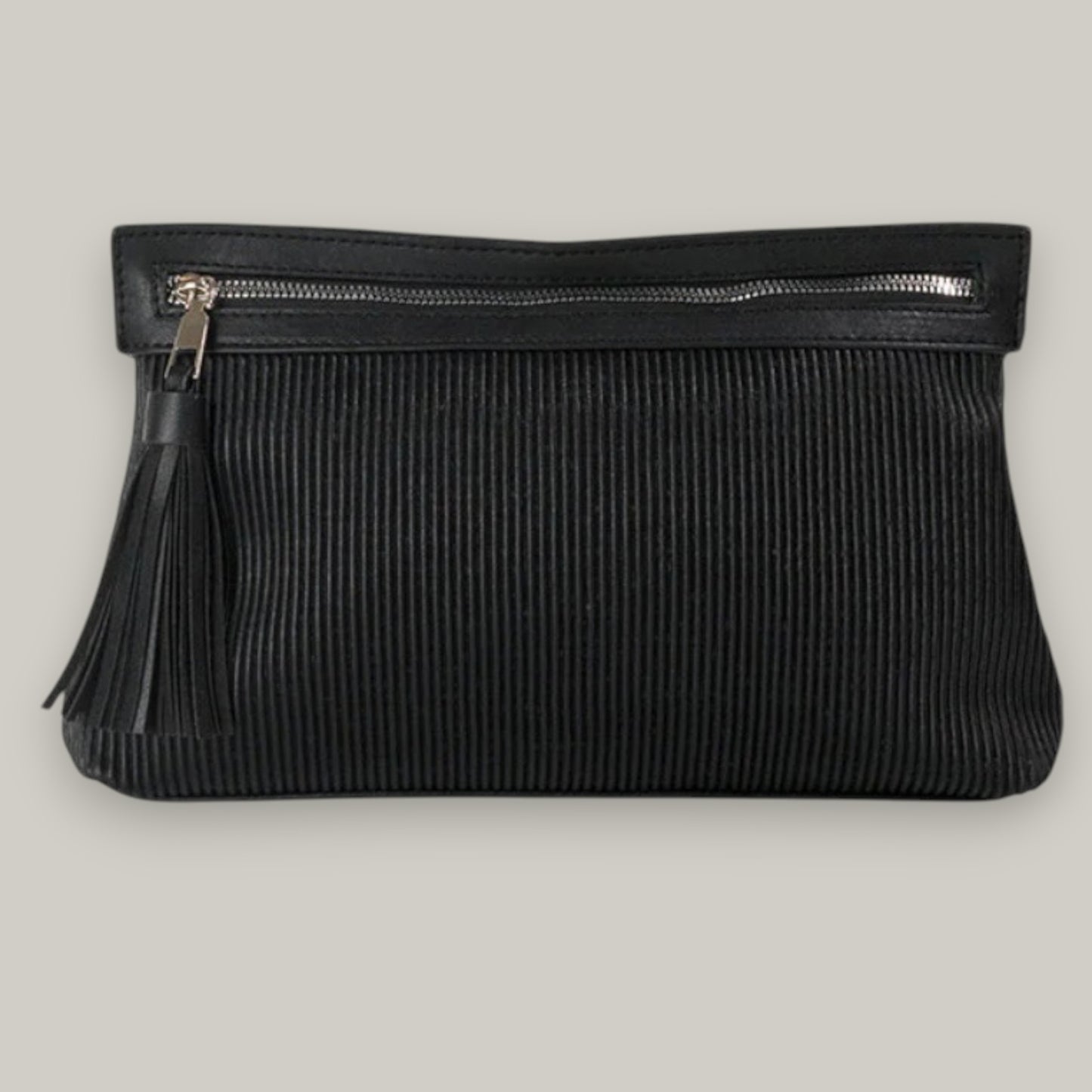Audrey's - Pouch Handbag