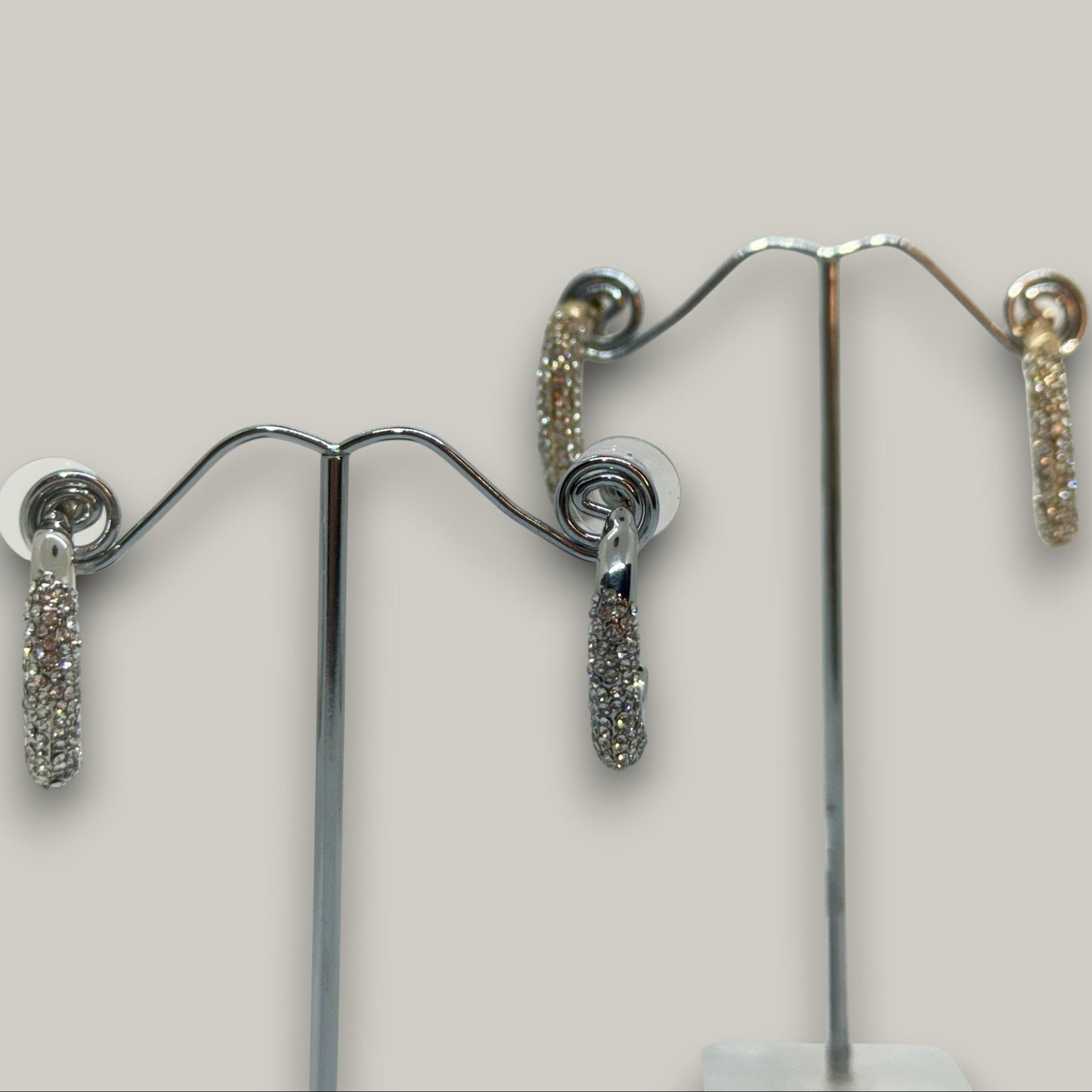 EL-KA - Curve Hoop Earrings