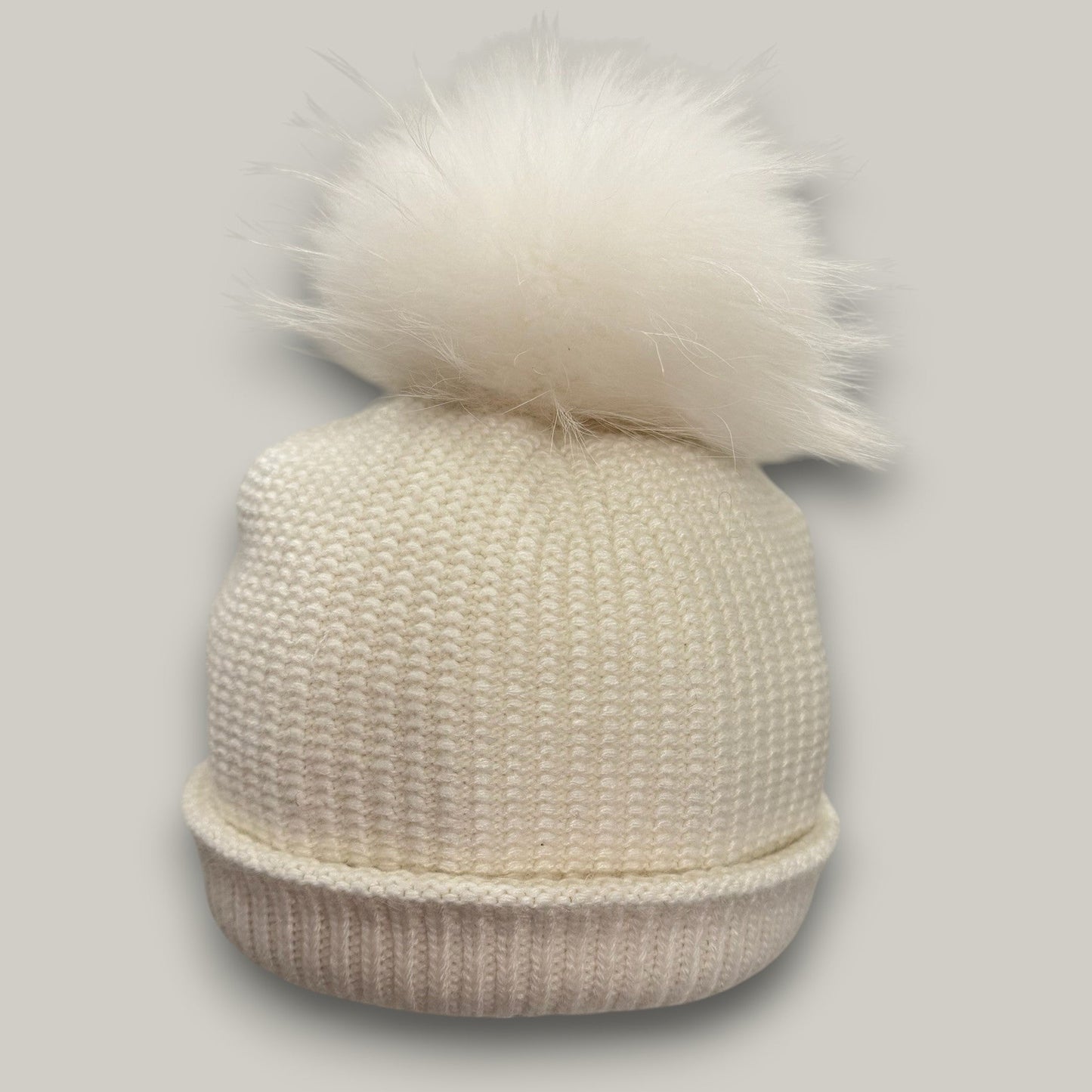 Audrey's - Arctic Glow Pom-Pom Beanie