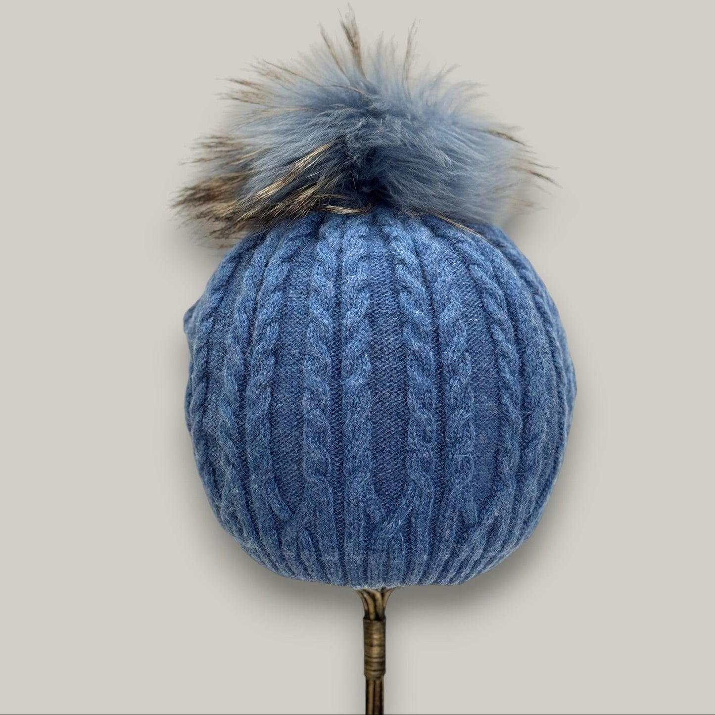 Audrey's - Cozy Pom-Pom Knit Beanie
