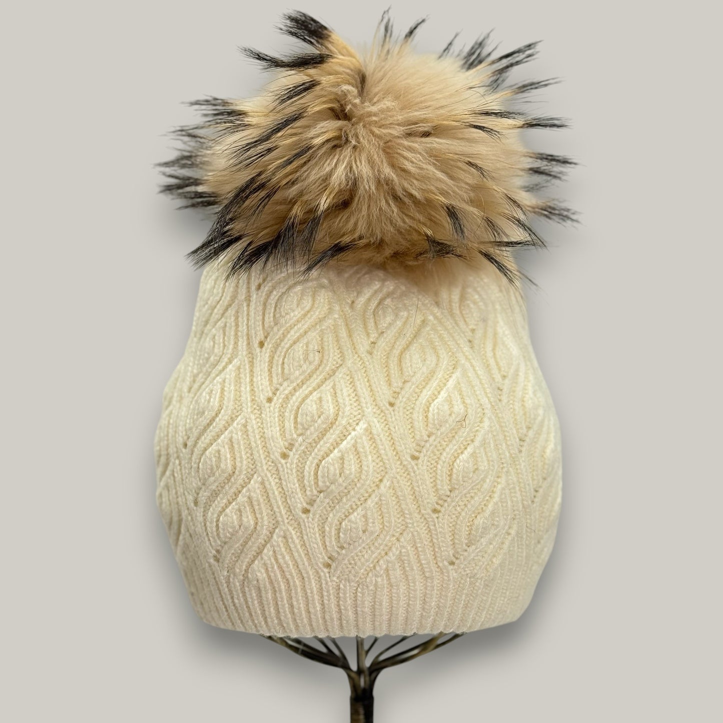 Audrey's - Cable Knit Pom-Pom Beanie
