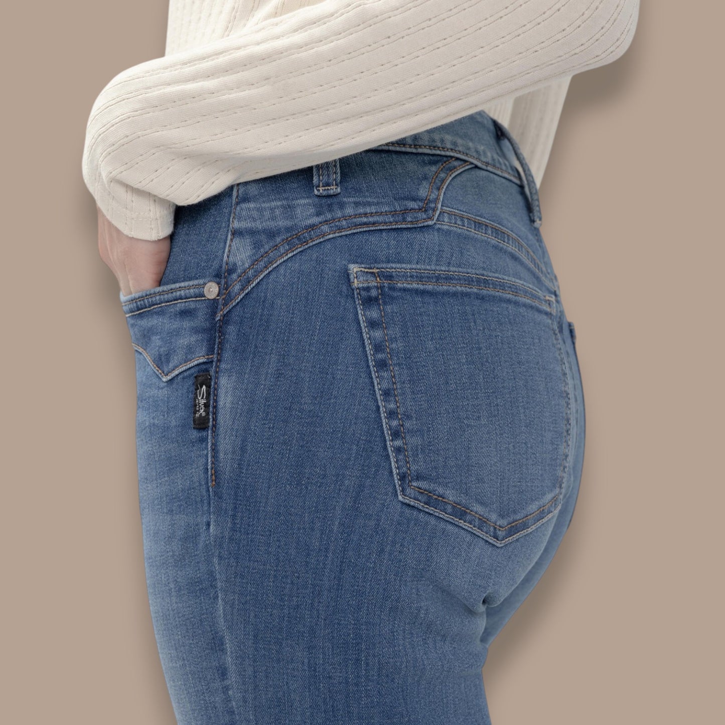 Silver Jeans - Elyse Bootcut Jeans