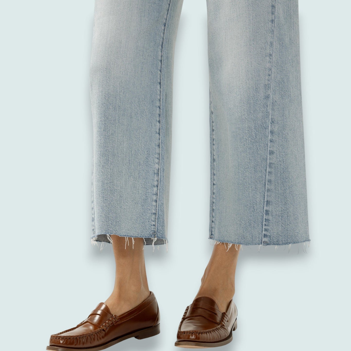 Silver Jeans - Suki Mid Rise Cropped Wide Leg Jeans
