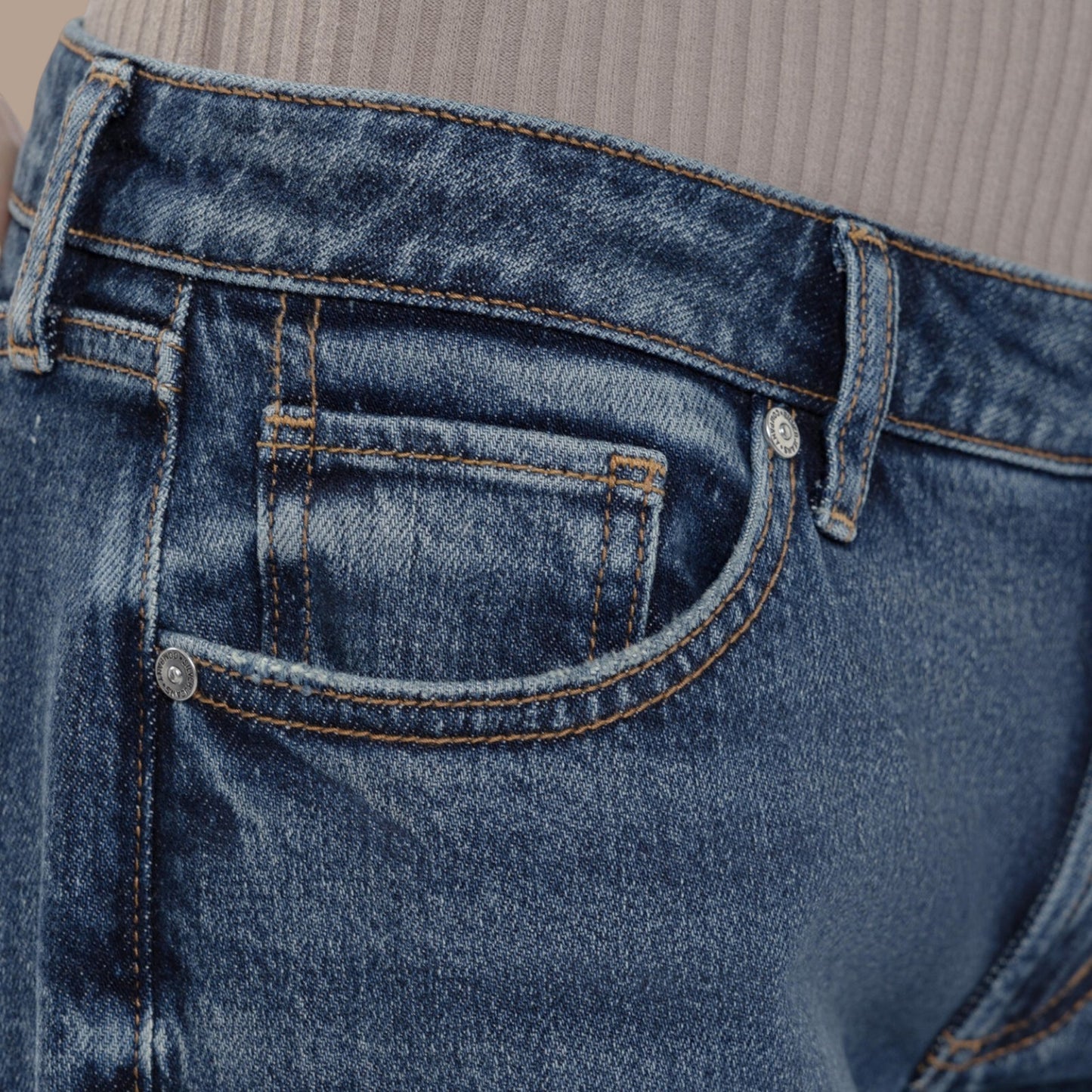 Silver Jeans - Low Rise Baggy Wide Leg Jeans