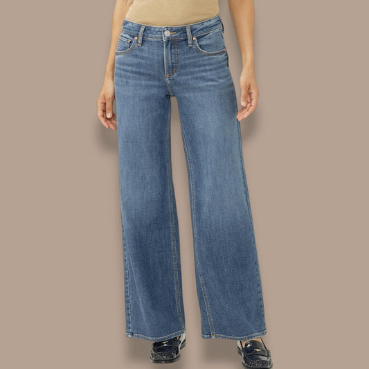 Silver Jeans - Suki Mid Rise Wide Leg Knit Flex Jeans