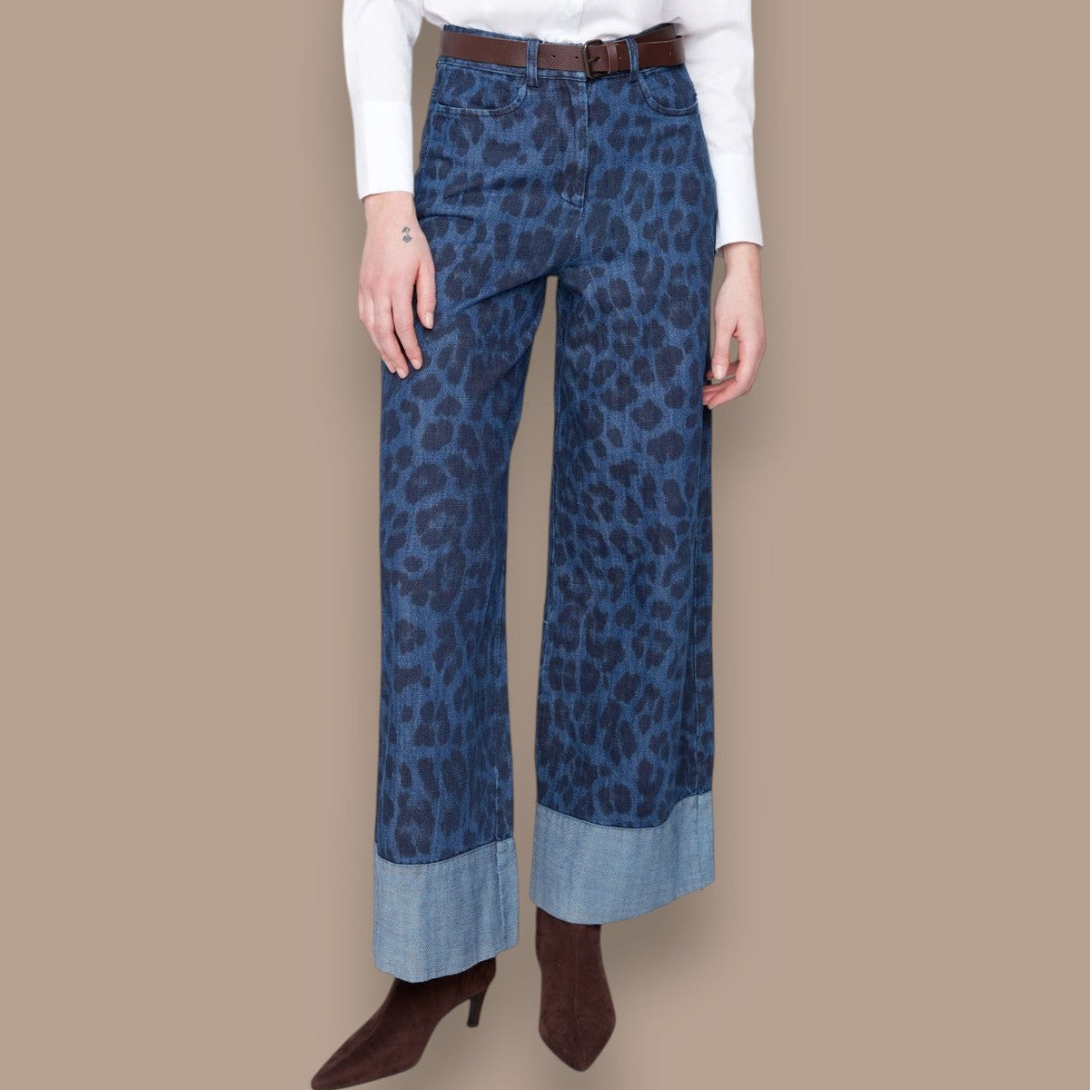 Renuar - Indigo Animal Print Wide-Leg Jeans With Belt