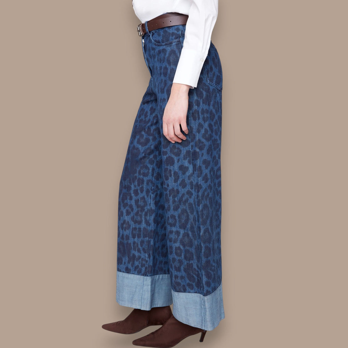 Renuar - Indigo Animal Print Wide-Leg Jeans With Belt